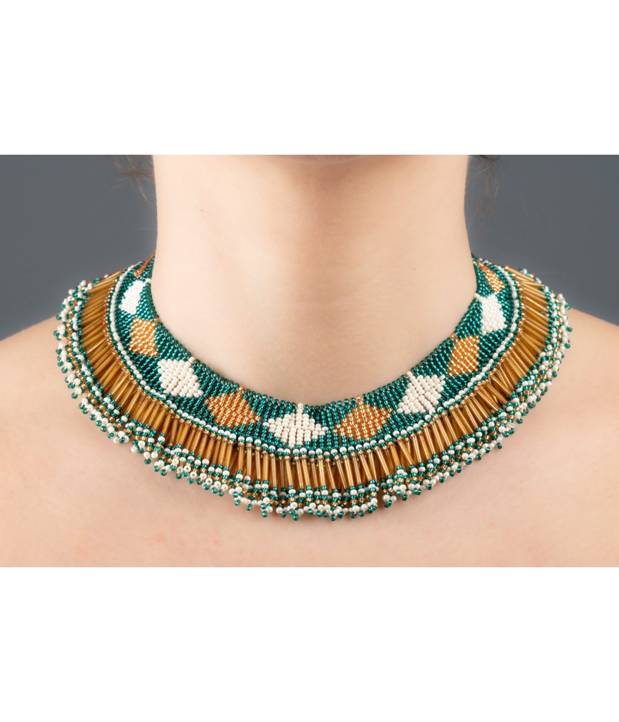 Collier en perles de verre